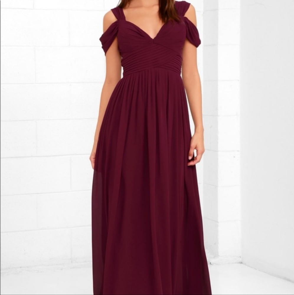 NWT Lulu's XS Burgundy Make Me Move Bridesmaid Dress